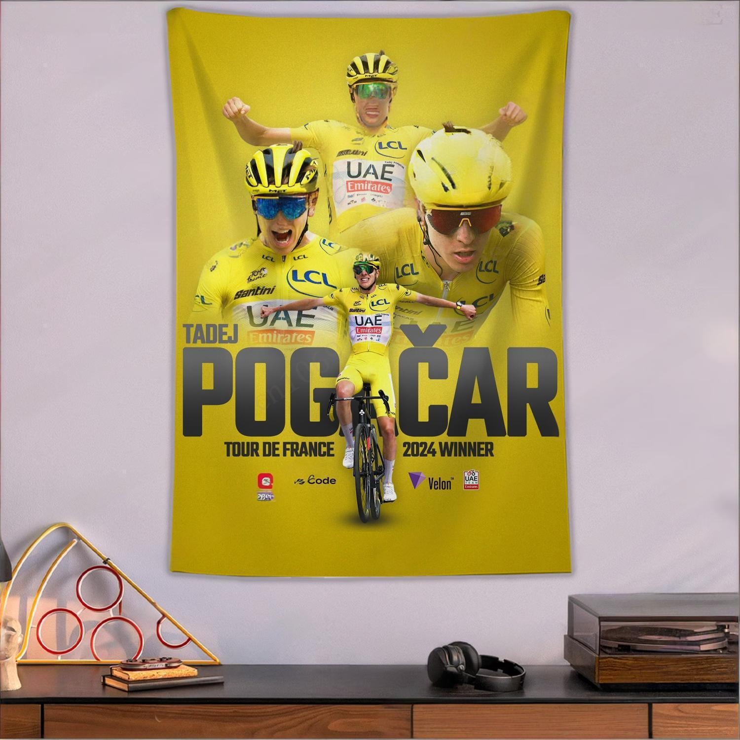 Tadej Pogacar Tapestry Bicycle - Wall Scroll Tapestry recensie en prijs